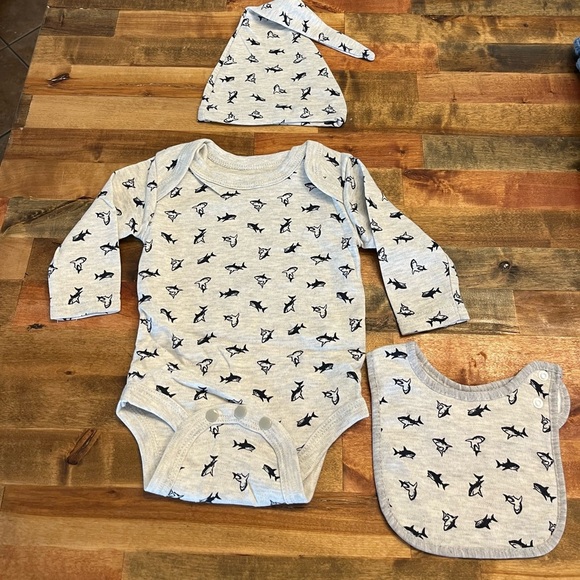 Other - NWT Newborn long sleeve onesie set light grey with blue sharks. Onesie, hat, bib